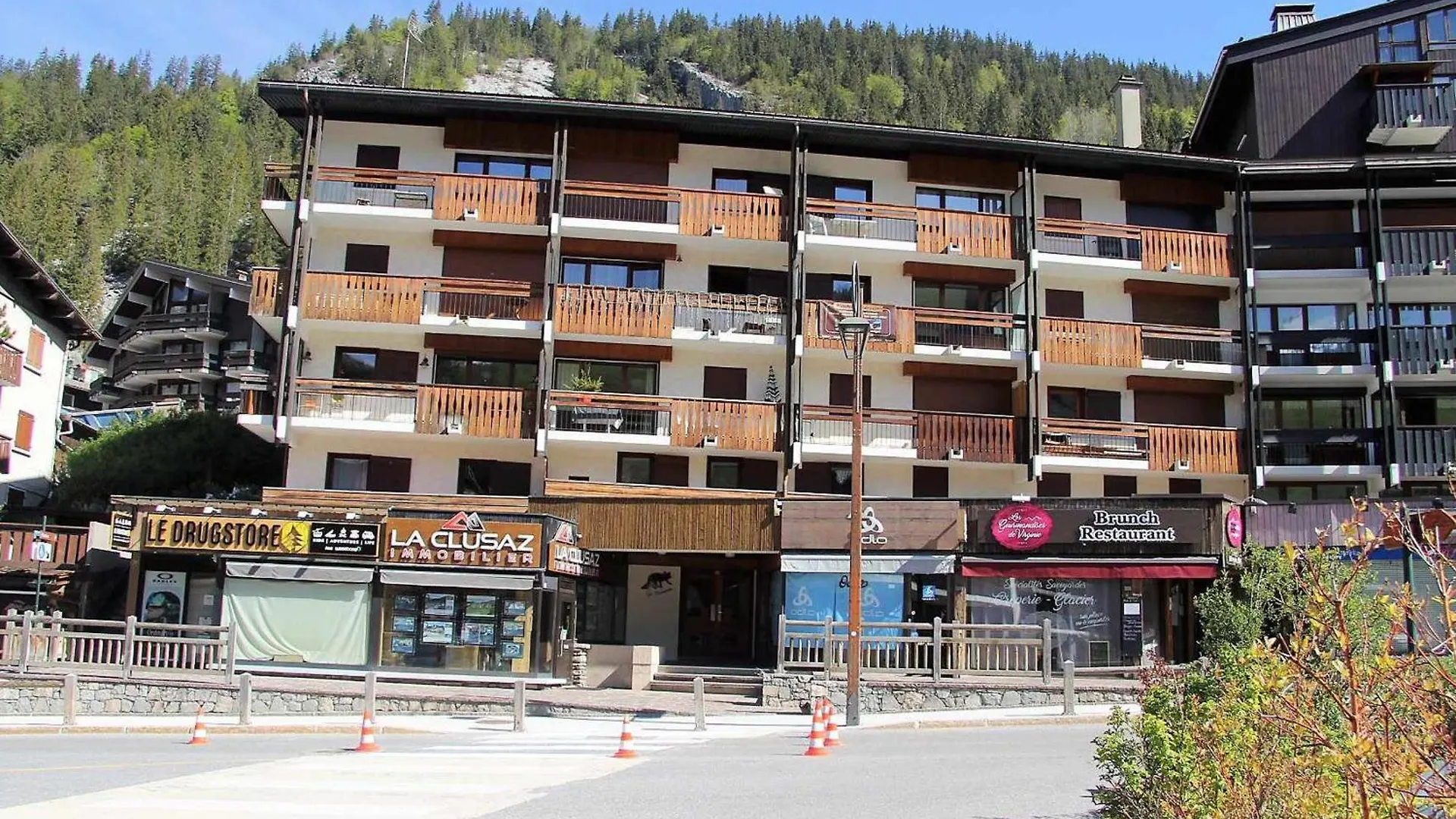 Apartment Appartement 2 Chambres Avec Parking Et Balcon A La Clusaz - Fr-1-459-221